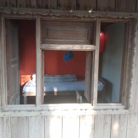 Shanta Ghar A Rustic Guesthouse Chitwan Zewnętrze zdjęcie