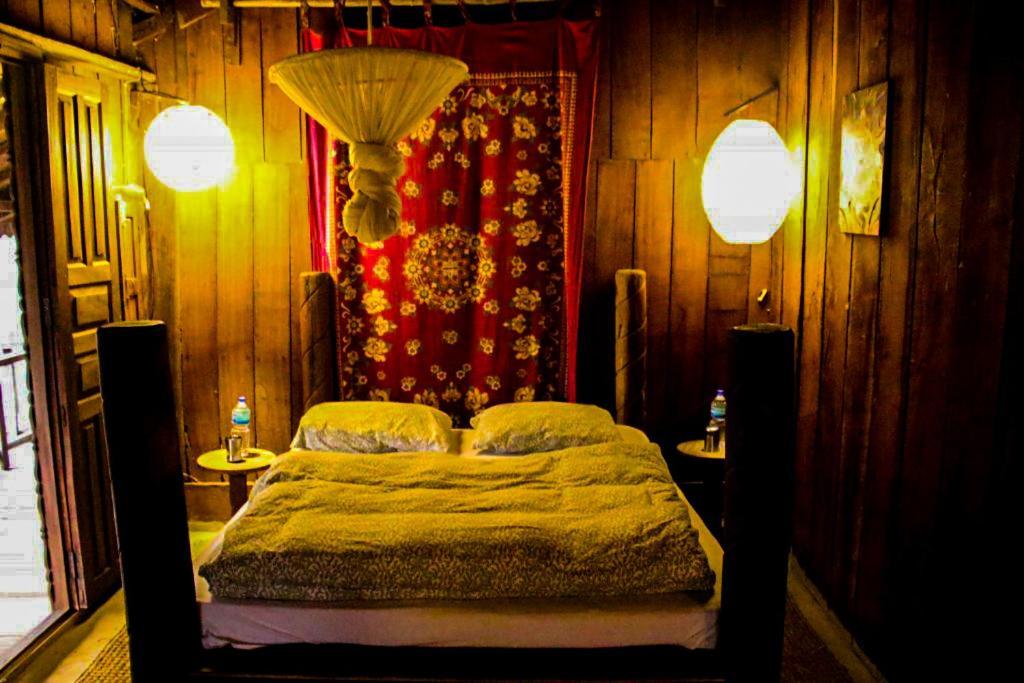Shanta Ghar A Rustic Guesthouse Chitwan Zewnętrze zdjęcie