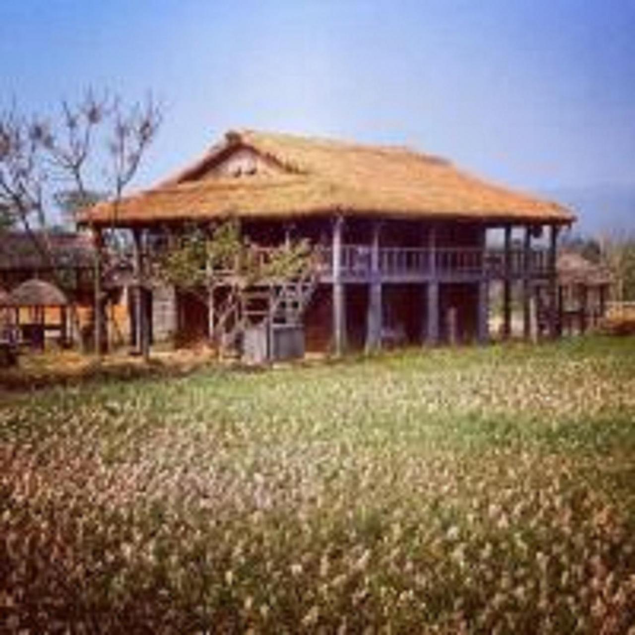 Shanta Ghar A Rustic Guesthouse Chitwan Zewnętrze zdjęcie