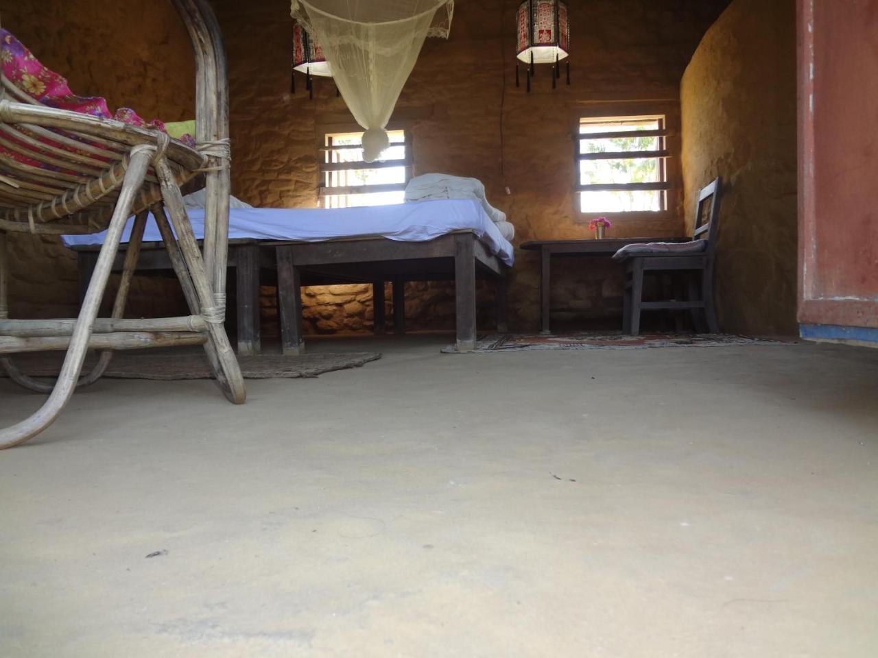 Shanta Ghar A Rustic Guesthouse Chitwan Zewnętrze zdjęcie